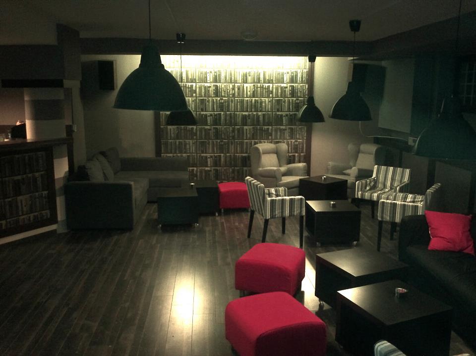 391801_199917123438646_1667007719_n